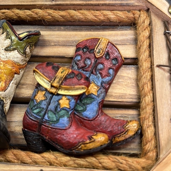 Western Rustic Cowboy Boots Hanger Wooden Entranceway Coat/Key Rack - Picture 6 of 11